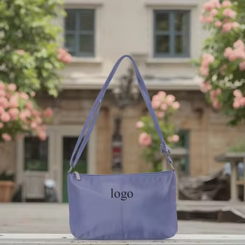dámska kabelka do podpazušia message bag Jednoduchá a všestranná malá štvorcová taška cez rameno