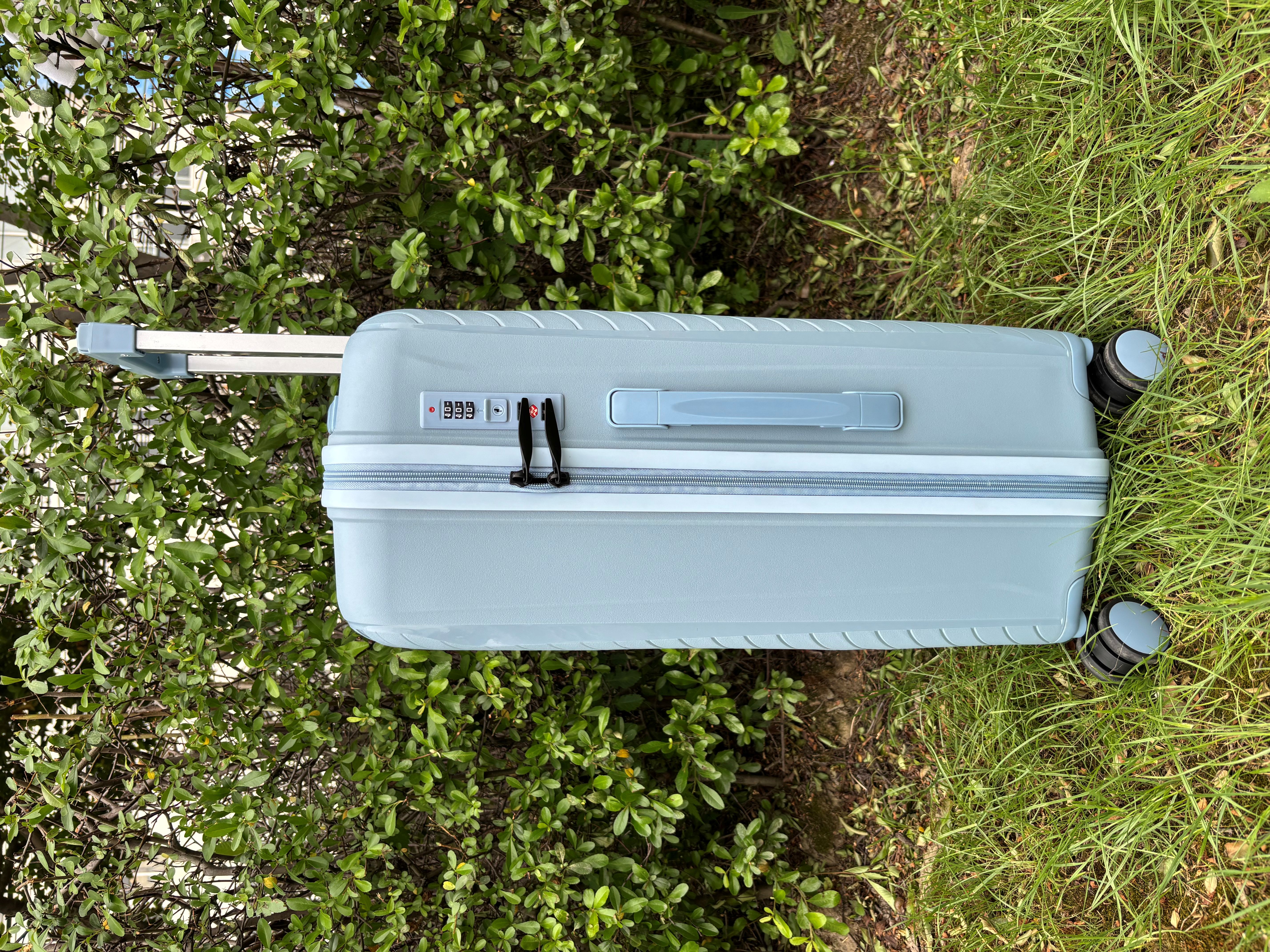 PP cestovné kvalitné kufre s 20