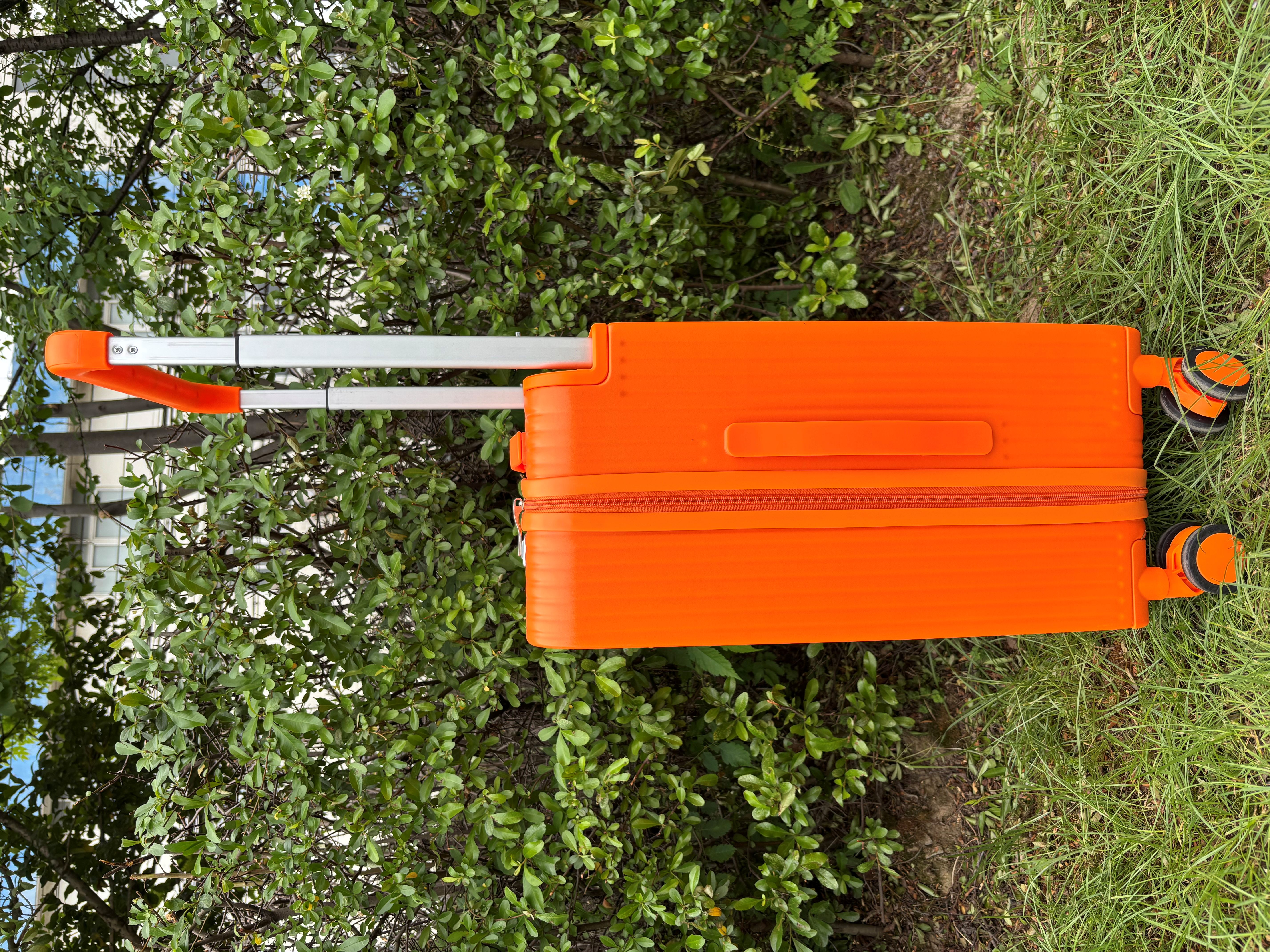 PP nové štýlové súpravy kufrov na batožinu Svetlá farba unisex populárny široký trolley design factory hot sell