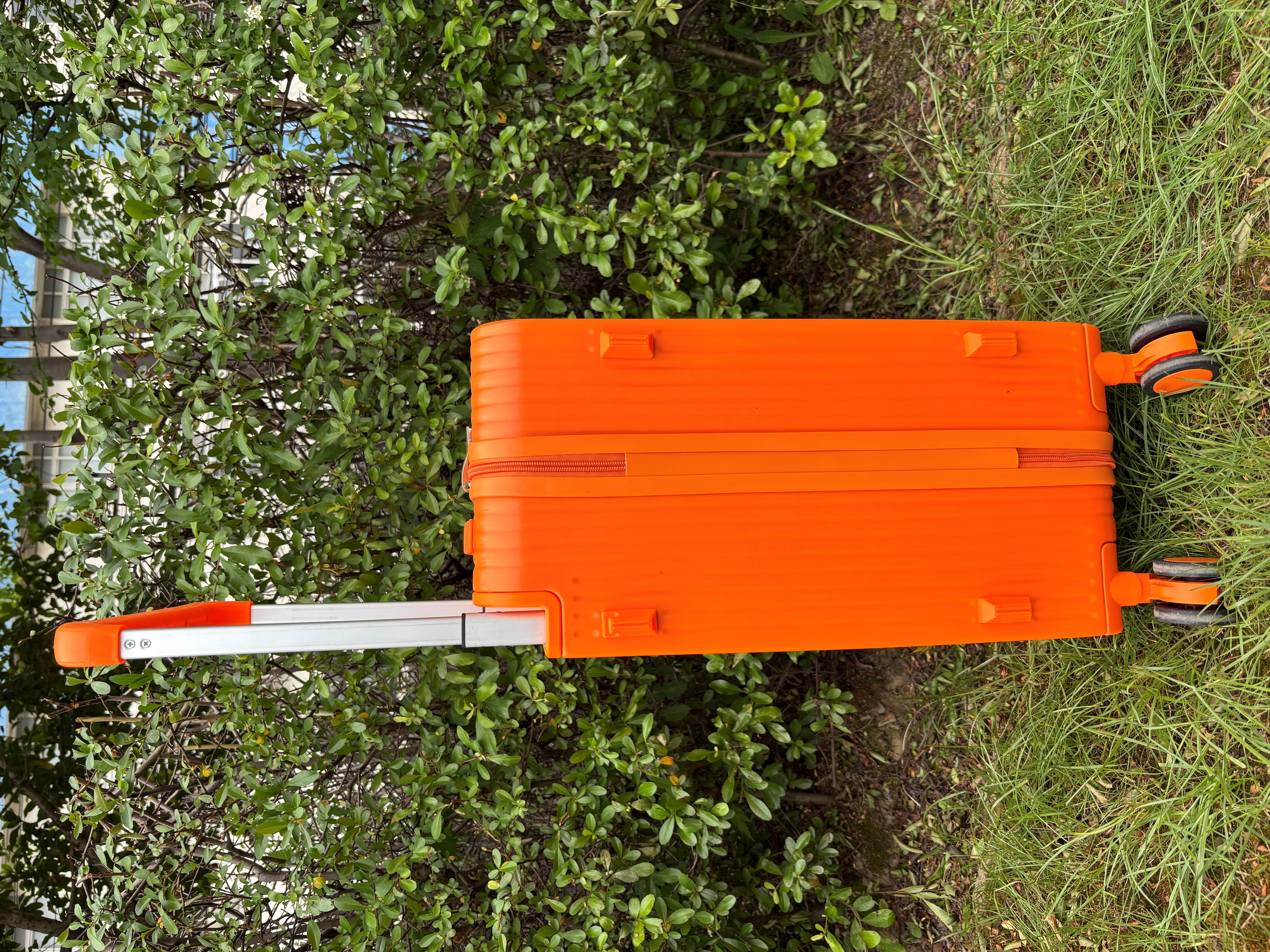 PP nové štýlové súpravy kufrov na batožinu Svetlá farba unisex populárny široký trolley design factory hot sell